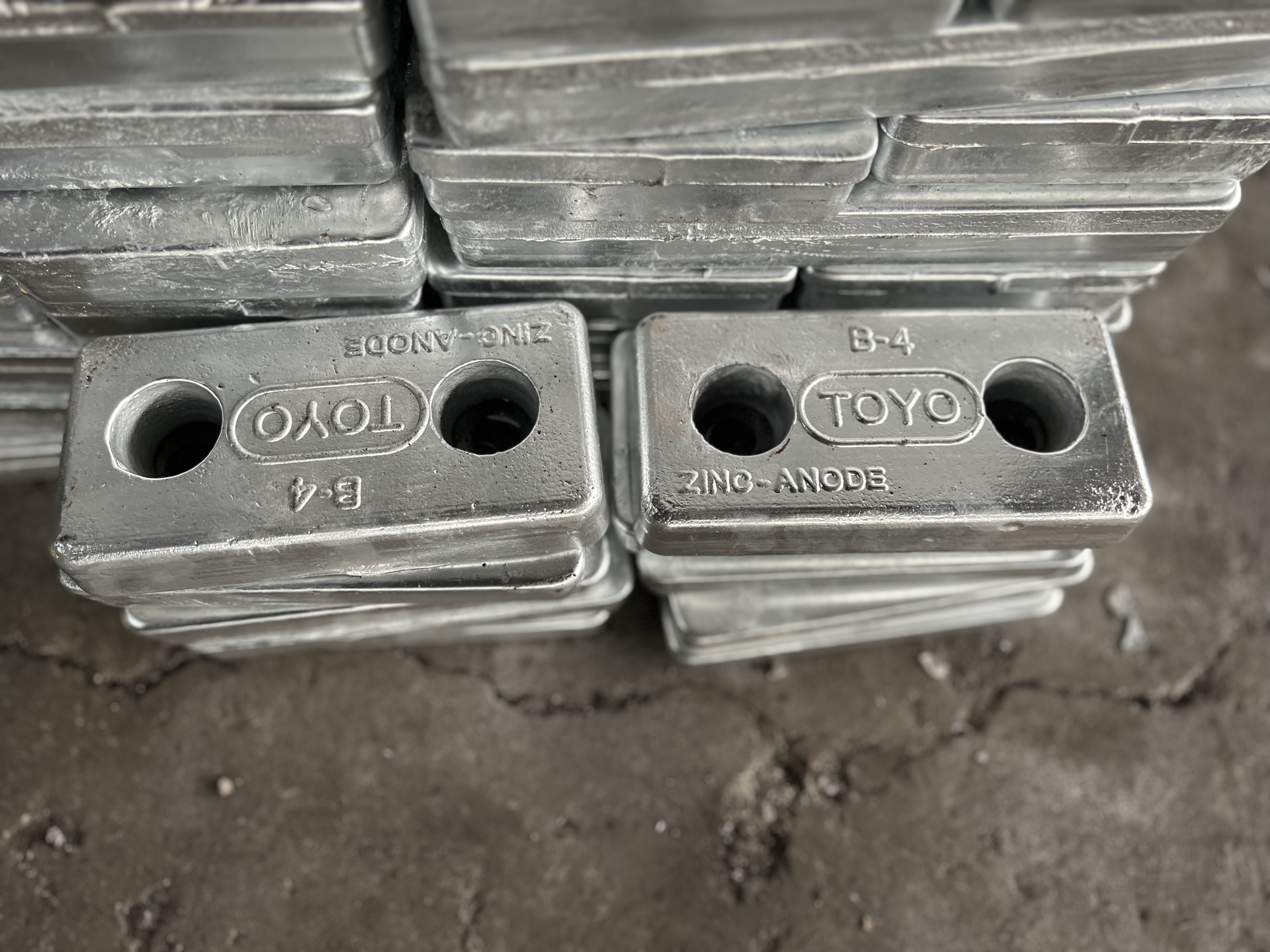 ZINC ANODE BOLT TYPE