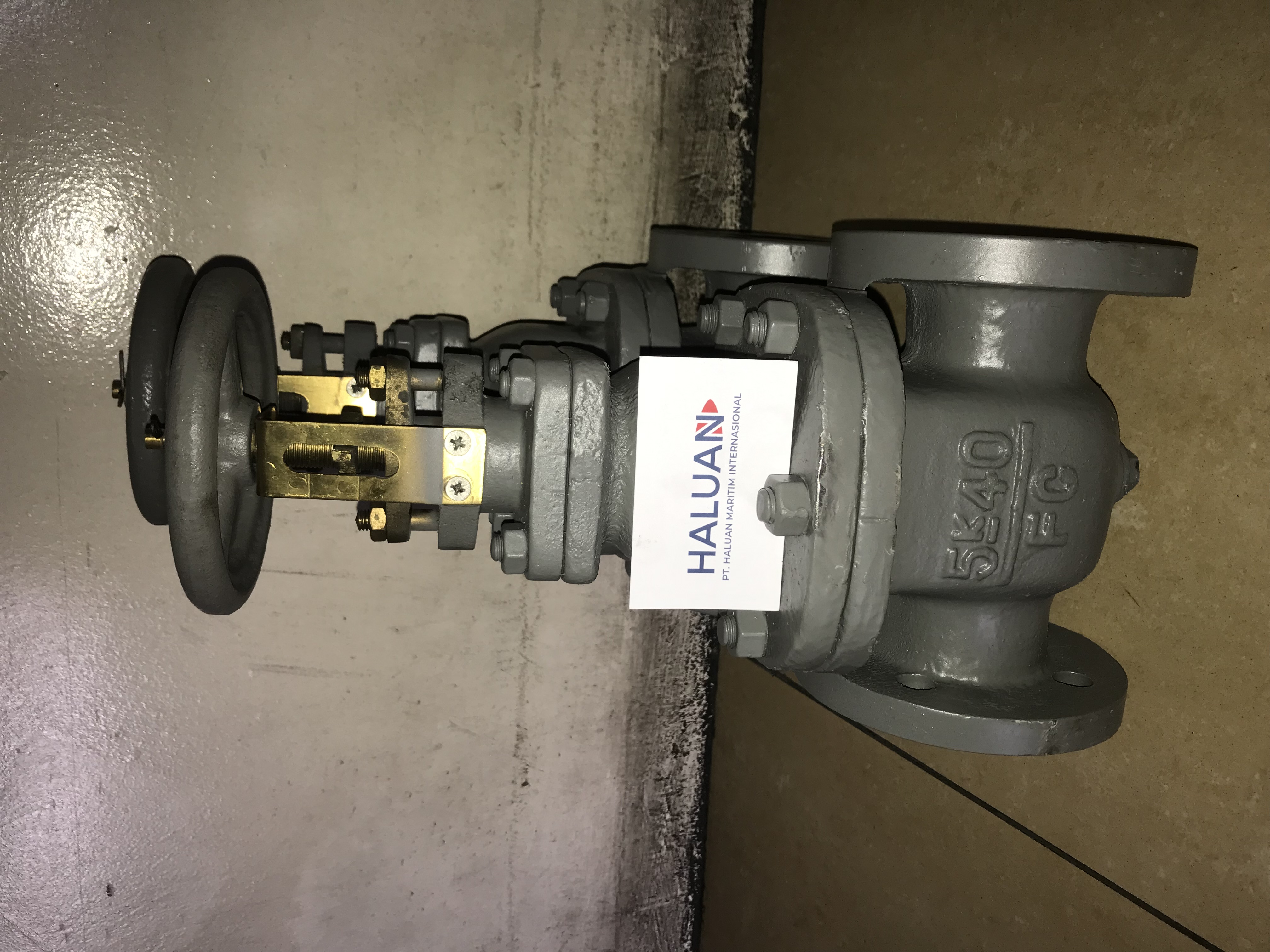 GATE VALVE 5K-40 1-1/2
