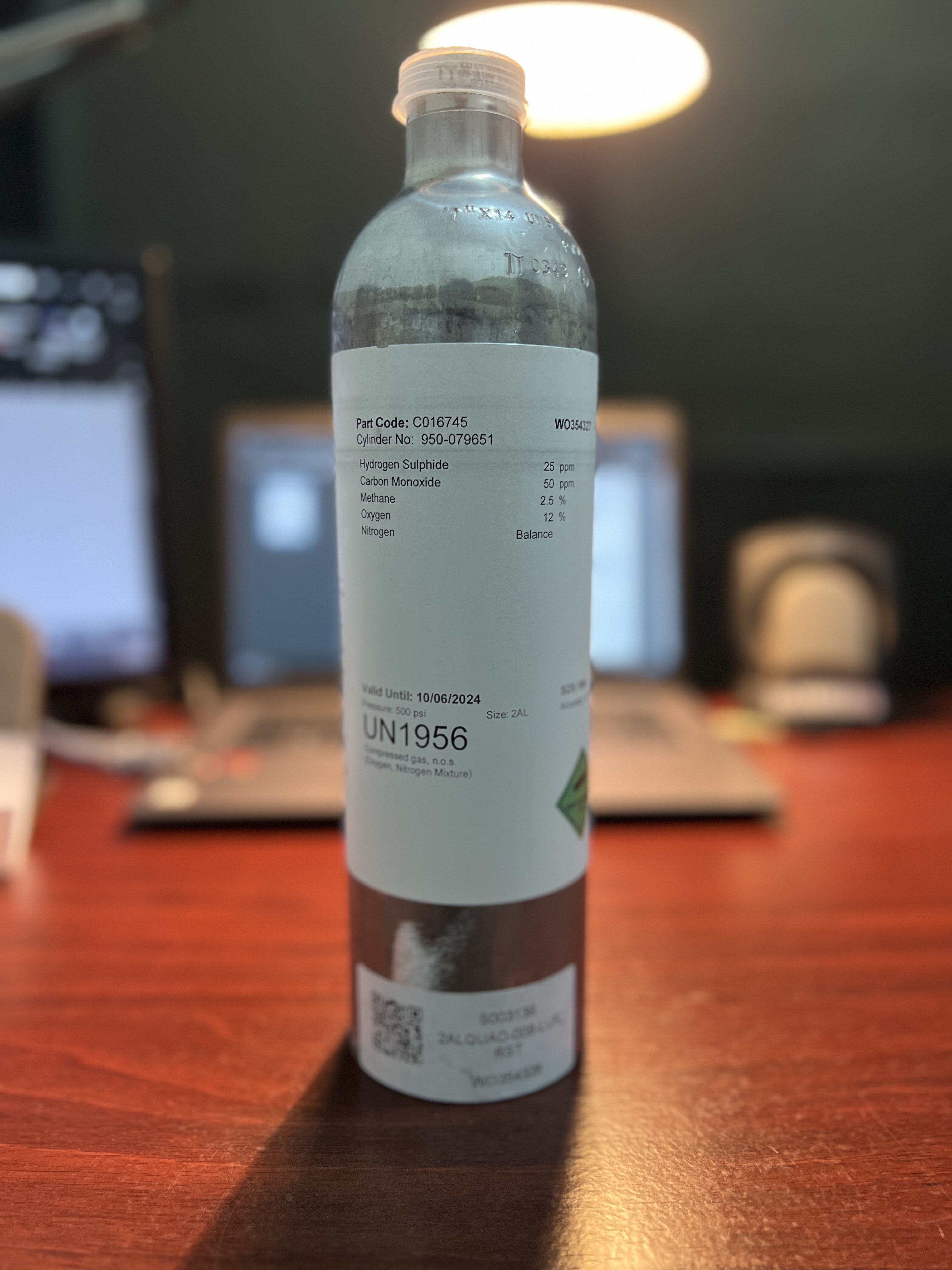 GAS KALIBRASI / SPAN GAS CALGAZ 34 LITER 25PPM H2S/50PPM CO/2.5% METHANE/12% O2/BALANCE N2
