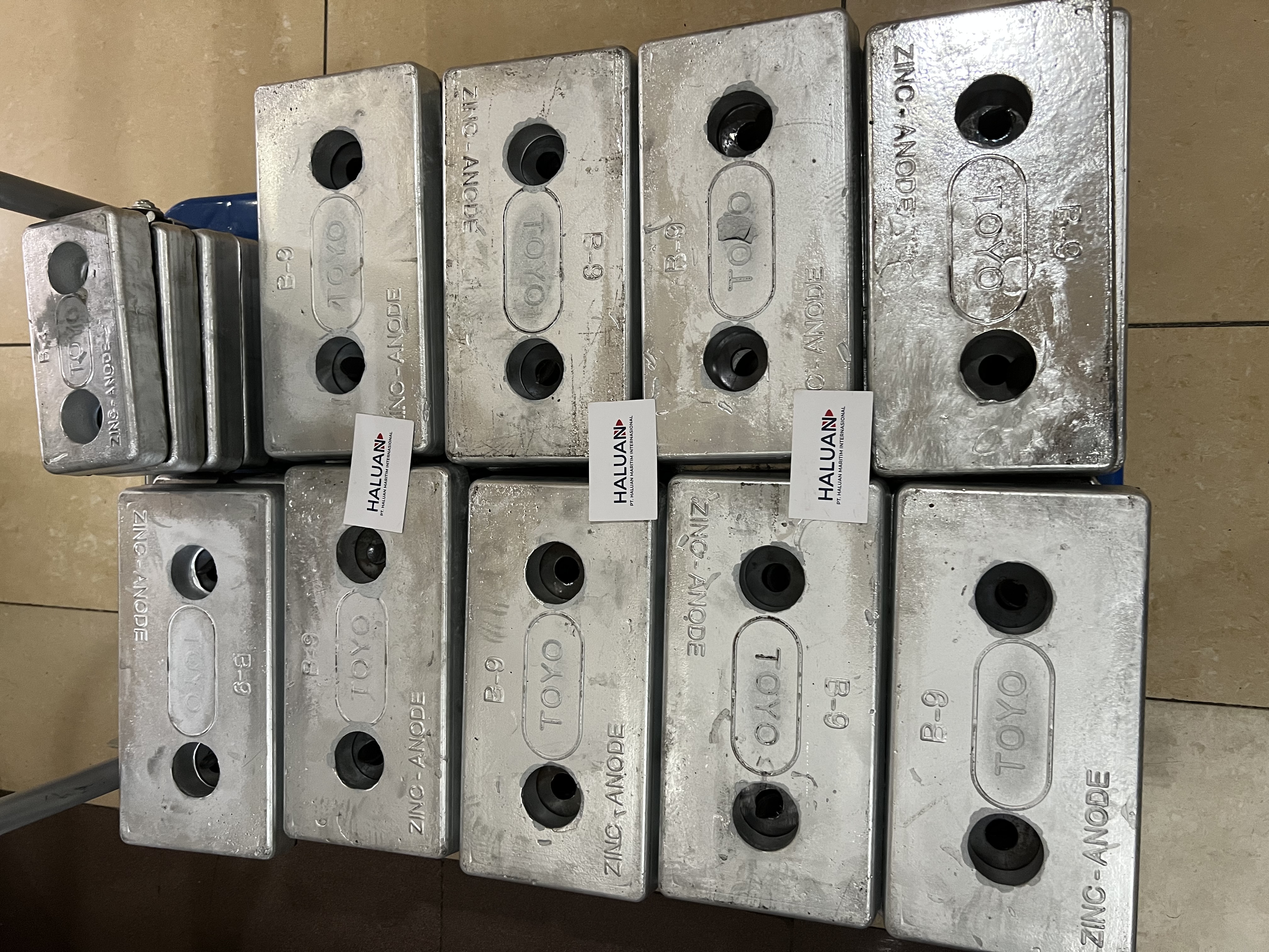 ZINC ANODE BOLT TYPE