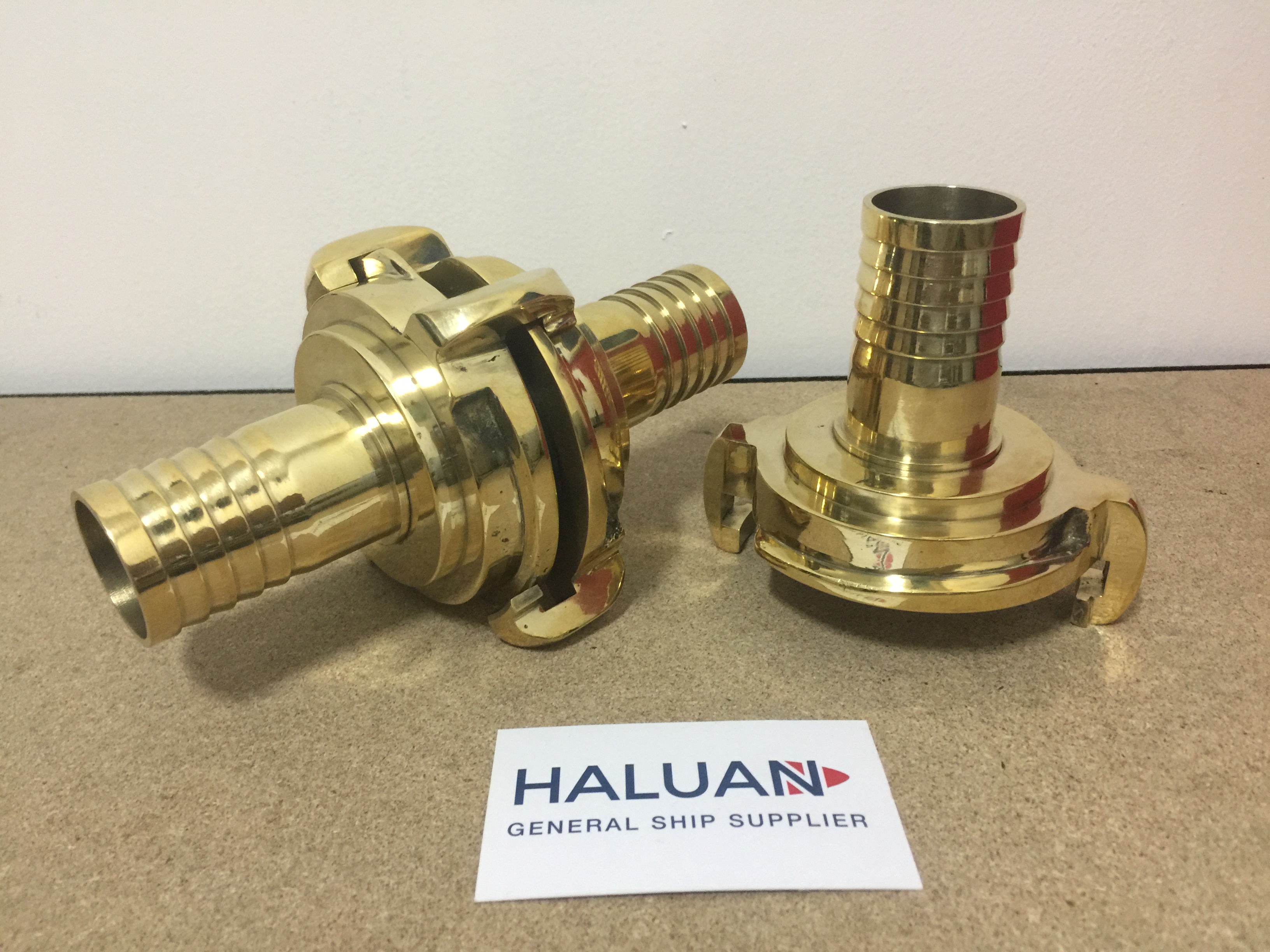 IMPA 330891 - REDUCING HOSE COUPLING NAKAJIMA TYPE 2-1/2